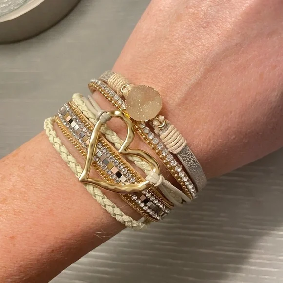 Gold Bohemian Multi-layer Leather Fashion Bracelet NWOT - Picture 2 of 2